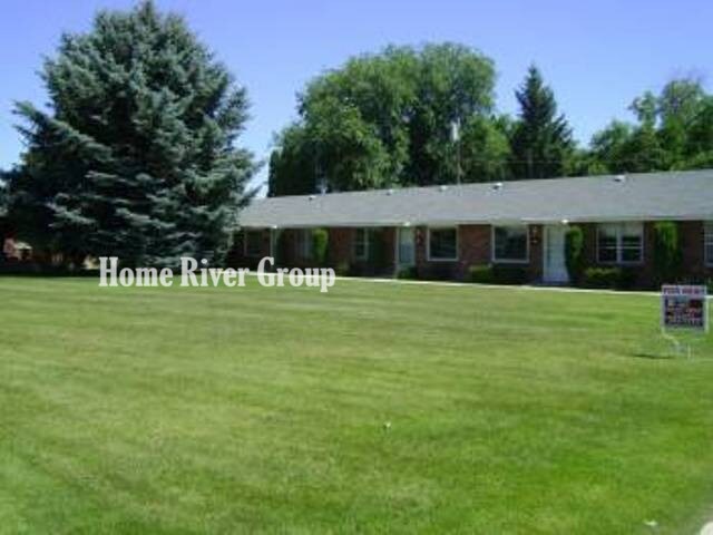 Foto principal - 2117 S Kimball Ave