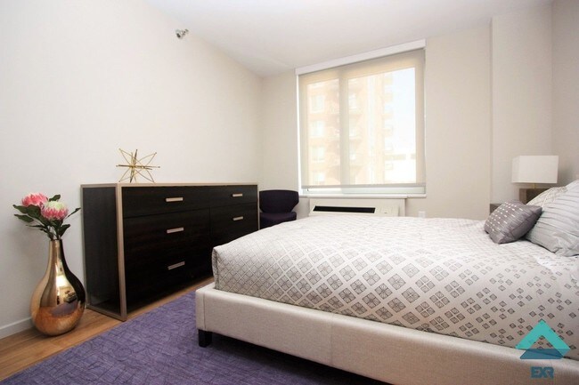 Foto del edificio - 505 Saint Marks Ave