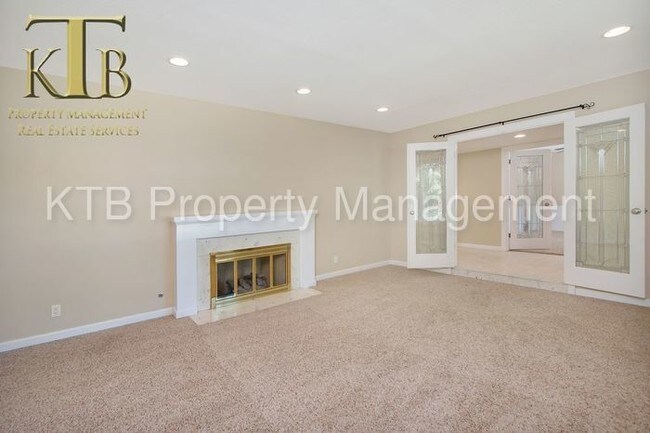 Building Photo - 115 Breckenwood Way