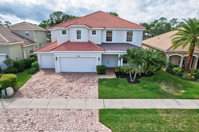 Foto del edificio - 7786 SE Heritage Blvd