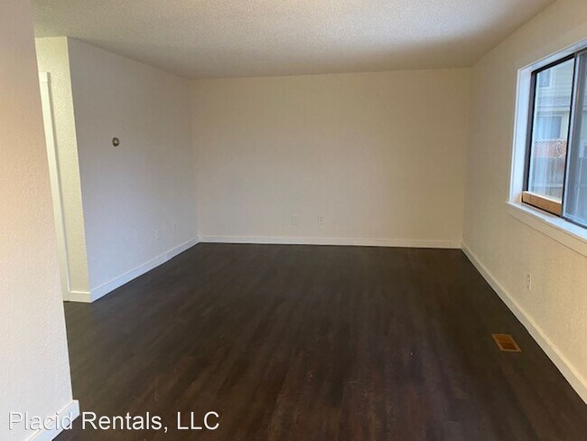 Building Photo - 3 br, 1 bath House - 145 Bohl Ave
