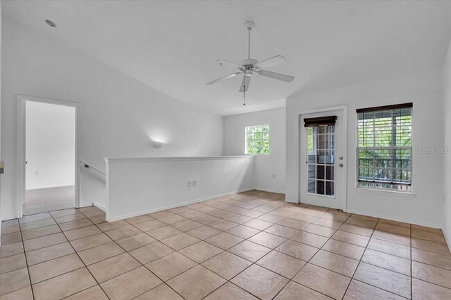 Building Photo - 7405 Vista Way