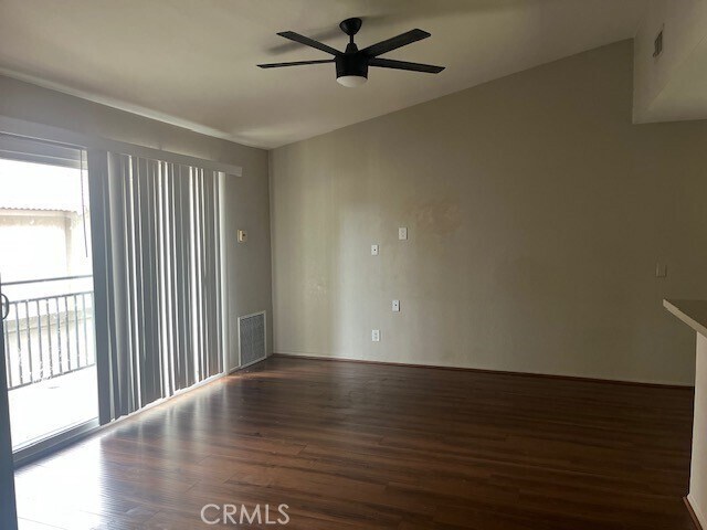 Foto del edificio - 74606 Driftwood Dr