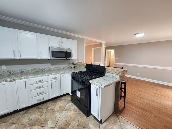 Building Photo - 5530 Galway Dr