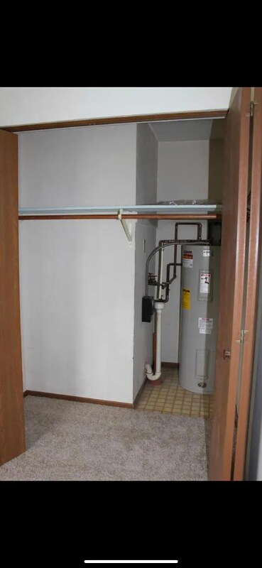 Foto del edificio - 1608 Creek Rd