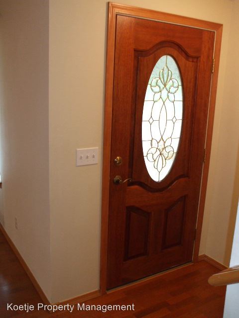 Foto del edificio - 397 NW Cherry Hill Loop