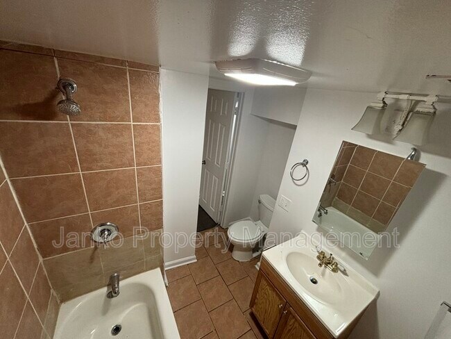 Foto del edificio - 6612 S Maryland Ave