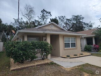 Building Photo - 5113 Isabelle Ave