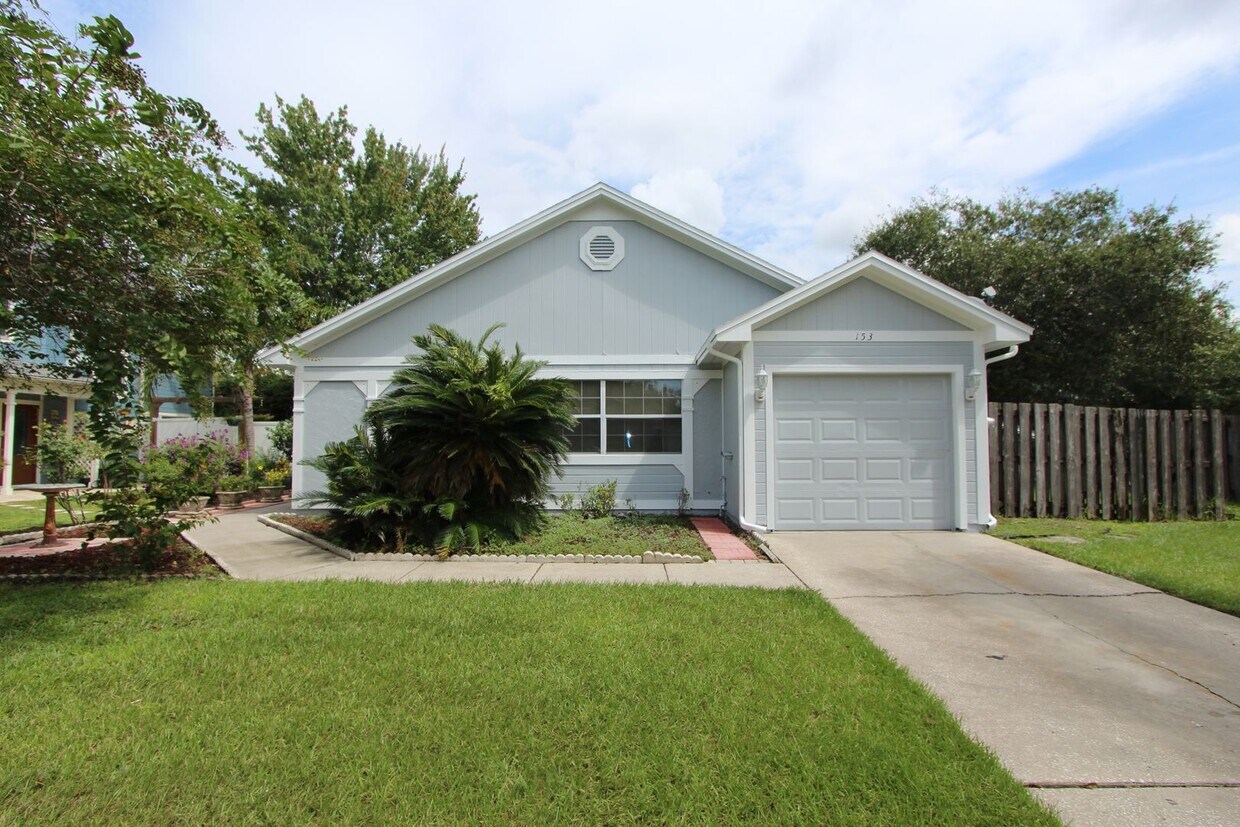 Foto principal - Beautiful 3/2 Home Located In Waterford La...