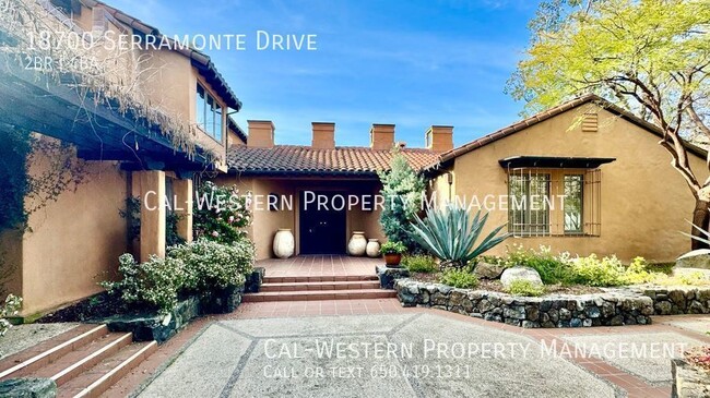 Foto del edificio - 18700 Serramonte Dr