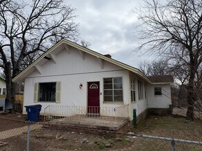 Building Photo - 1600 S T St