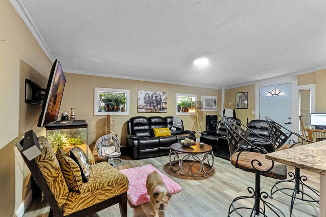 Foto del edificio - 170 Kingston Ave