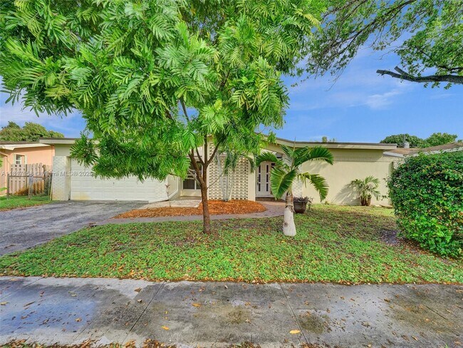 Foto del edificio - 7231 NW 20th St