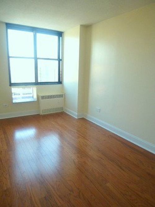 Primary Photo - 625 W 133rd St