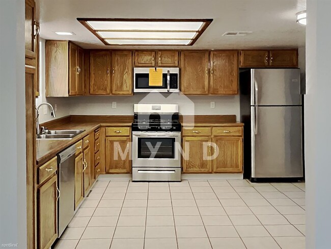 Building Photo - 4 br, 2 bath House - 4260 Twilight St