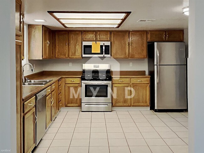 Foto del edificio - 4 br, 2 bath House - 4260 Twilight St