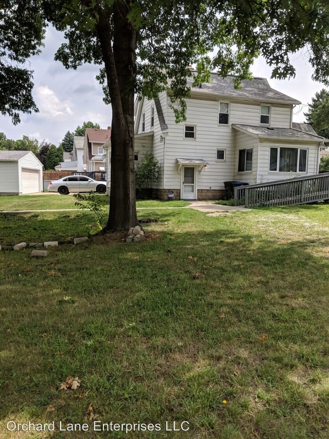 Building Photo - 3 br, 1.5 bath House - 642 Eastland