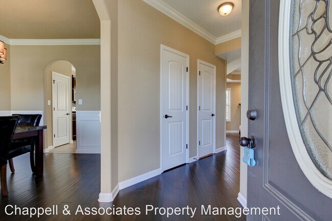 Foto del edificio - 4 br, 2.5 bath House - 1931 Sunset Meadows...