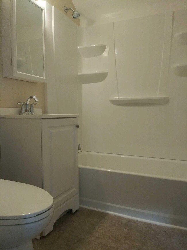 Foto del edificio - 1457 Sulzer Ave