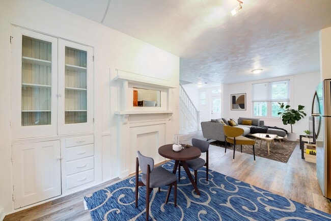 Available JUNE 2026 - Spacious 2 Bedroom Home in Mt. Washington! - Available JUNE 2026 - Spacious 2 Bedroom Home in Mt. Washington!