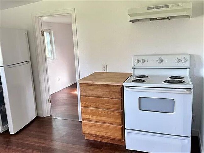 Building Photo - Eugene Dynamic house