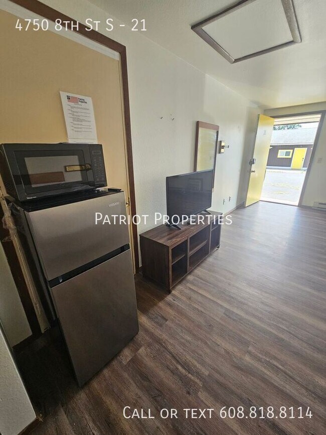 Foto del edificio - 4750 8th St S