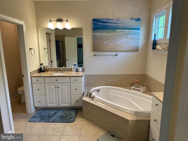 Building Photo - 14489 Bluff Point Ct