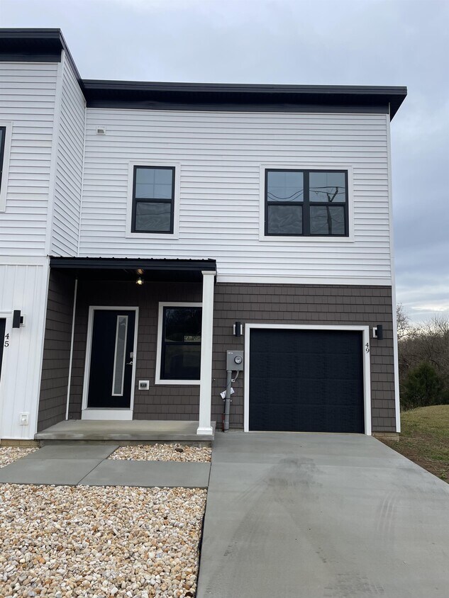 49 Dow St, Bunker Hill, WV 25413 Townhouse for Rent in Bunker Hill