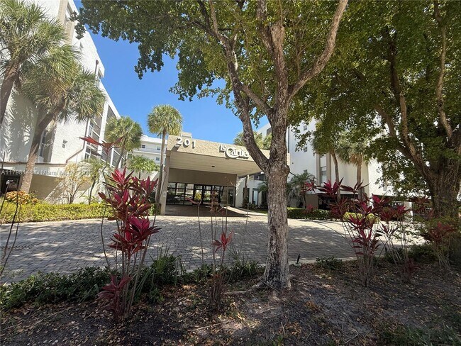Building Photo - 201 178th Dr