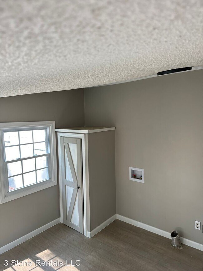 Foto del edificio - 2 br, 1 bath House - 1114 Sherwood Drive