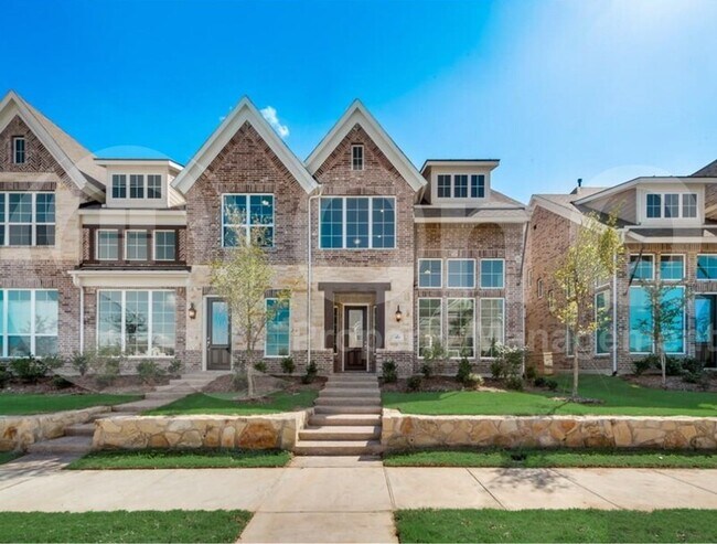 Foto del edificio - 4929 Shore Crest Dr