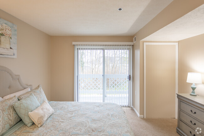 1HAB, 1BA - 624 ft² - New England Club Independent Senior Living