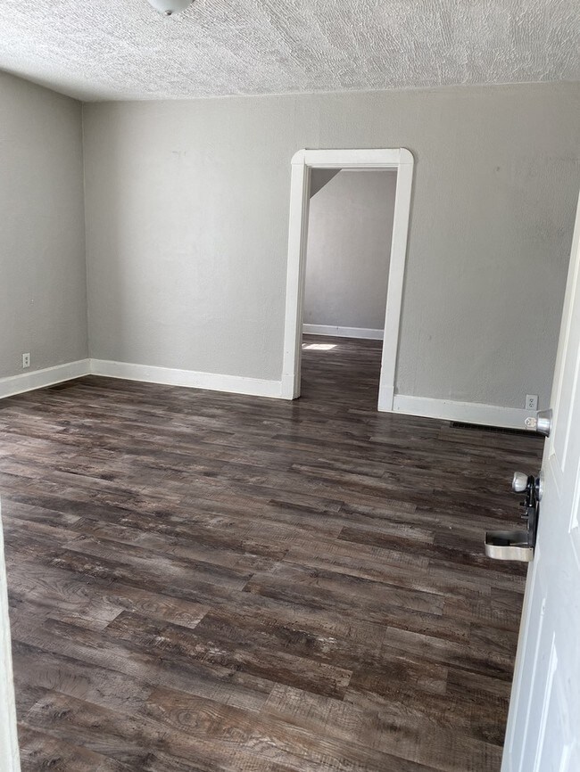 234 N Brewer St Greenwood In 46142 House For 234 N Brewer St Greenwood In 46142