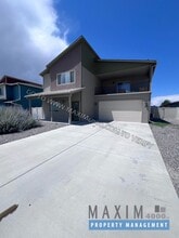 Building Photo - 389 White River Dr