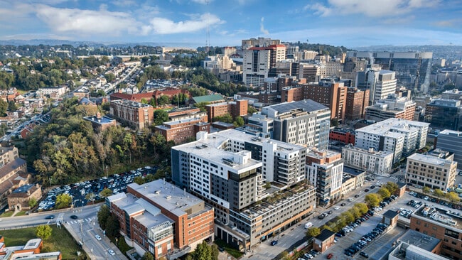 Building Photo - SkyVue