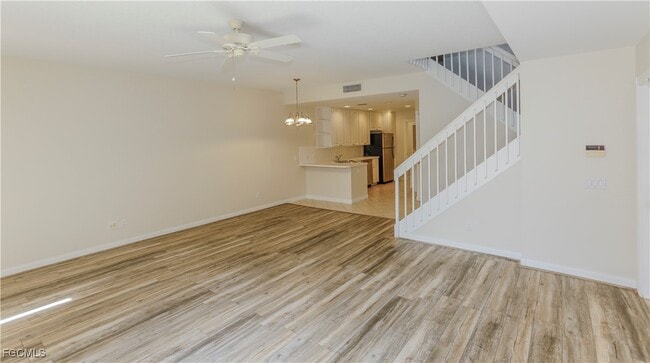 Building Photo - 5701 Cove Cir