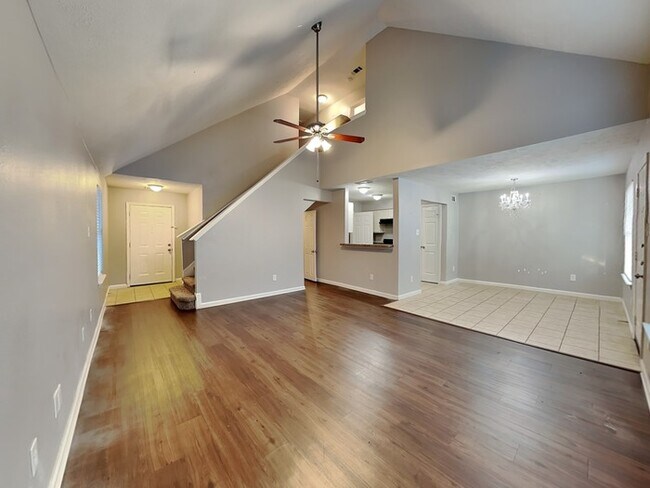 Building Photo - Very Nice Home!!!