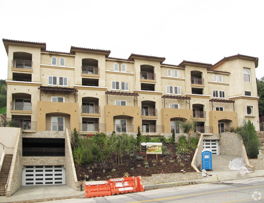 Foto del edificio - 6221 Monterey Rd