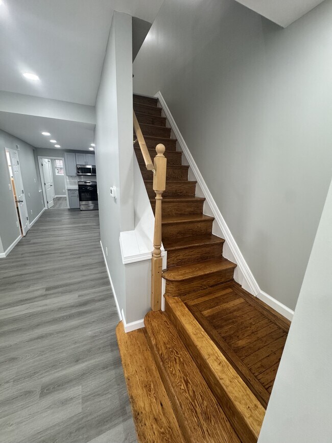 Foto del edificio - 3230 N Newkirk St