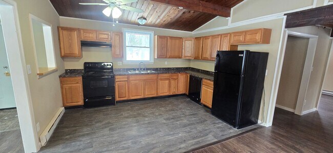 Foto del edificio - Cute as a button 2 bedroom ranch in Kunkletown!