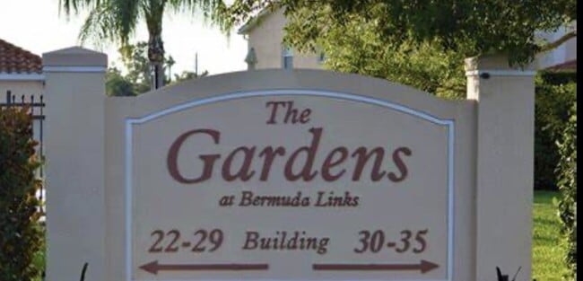 Building Photo - 26630 Rosewood Pointe Dr