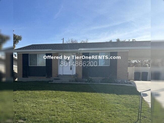 Photo - Move in special: $500 off first month rent!! House