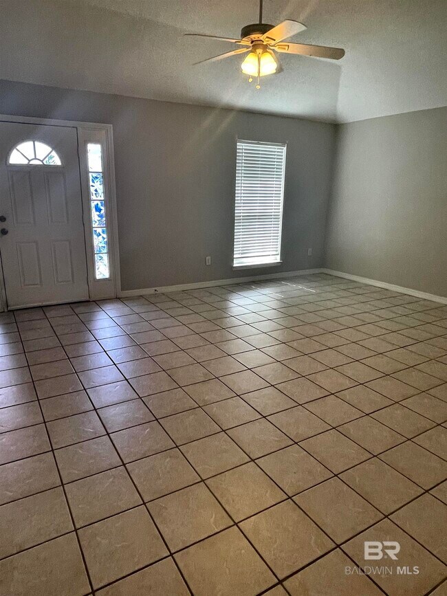 Building Photo - 13804 Trident Gum Ln