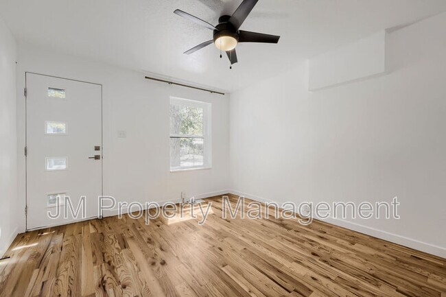 Foto del edificio - 3549 N Williams St