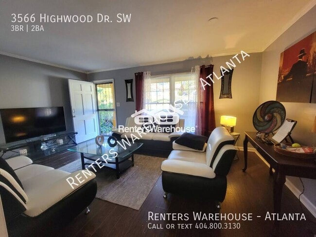 Building Photo - 3566 Highwood Dr SW