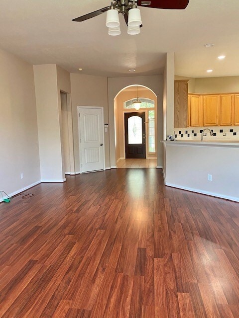 Foto del edificio - 3215 Worthington Dr