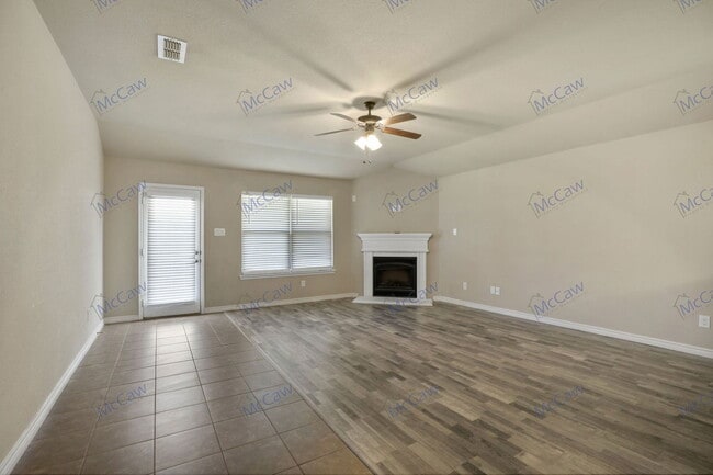 Photo - 2216 Eppright Dr House