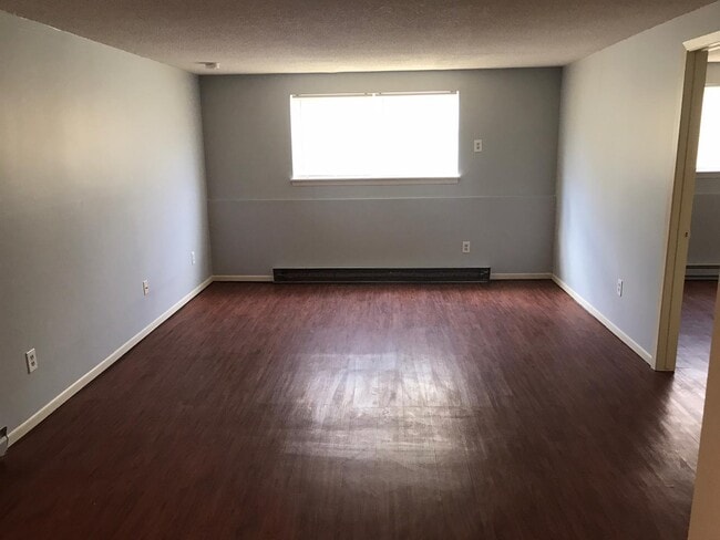 Building Photo - Maplewood Apartments