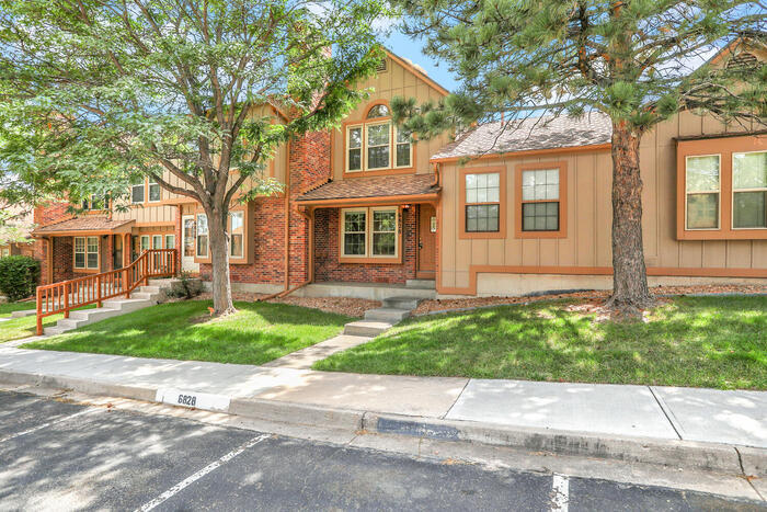 Primary Photo - 6828 Overland Dr