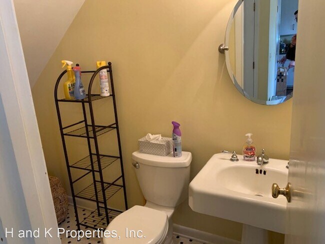 Building Photo - 2 br, 1.5 bath House - 408 Reid Street